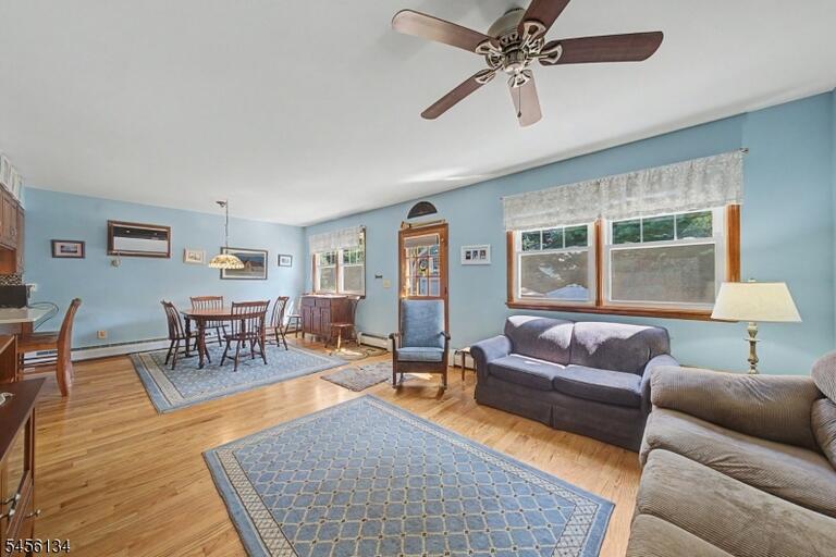Property listing MLS 4048809 photo 25