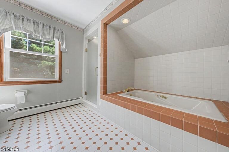 Property listing MLS 4048809 photo 34
