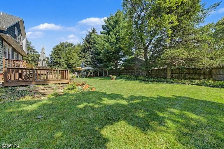 Property listing MLS 4048809 photo 44