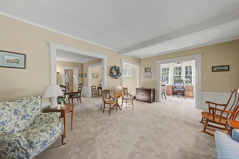 Property listing MLS 4048809 photo 6