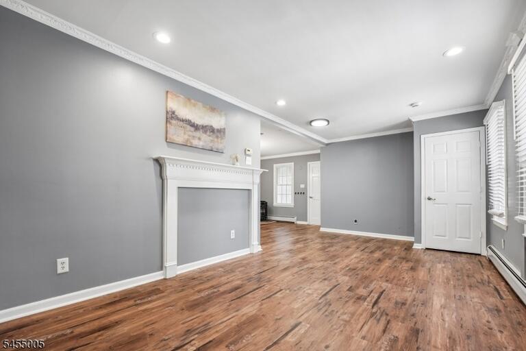 Property listing MLS 4048821 photo 11