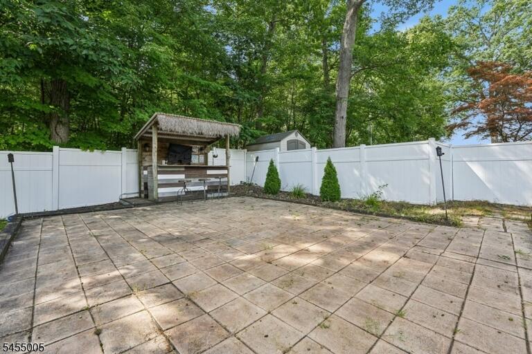 Property listing MLS 4048821 photo 34