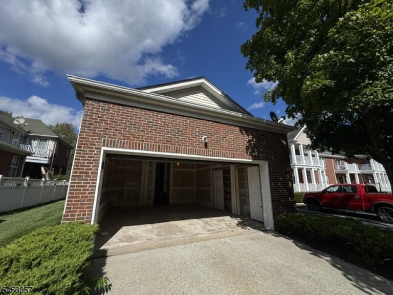 Property listing MLS 4048826 photo 11