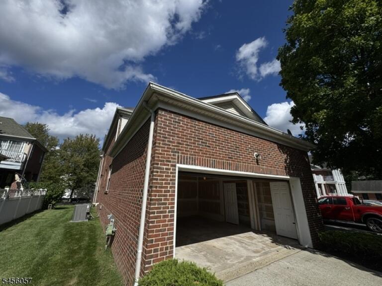Property listing MLS 4048826 photo 13