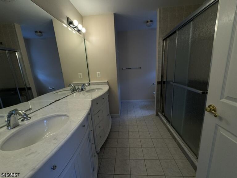 Property listing MLS 4048826 photo 15