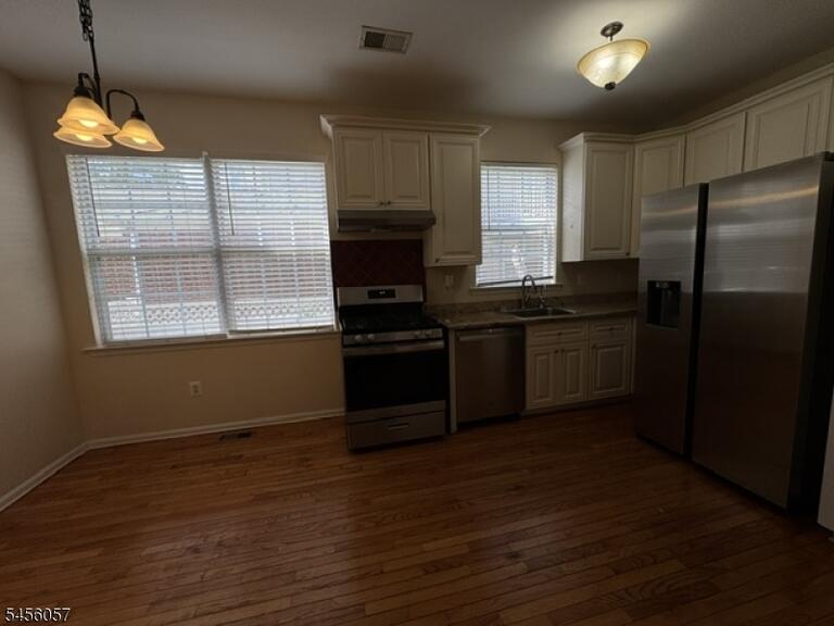 Property listing MLS 4048826 photo 19