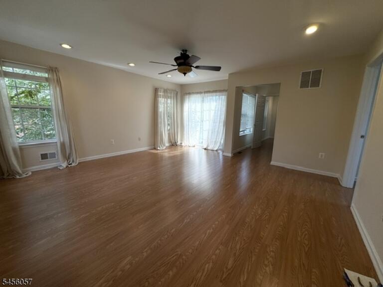 Property listing MLS 4048826 photo 7