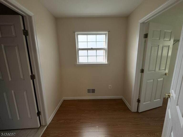 Property listing MLS 4048826 photo 8