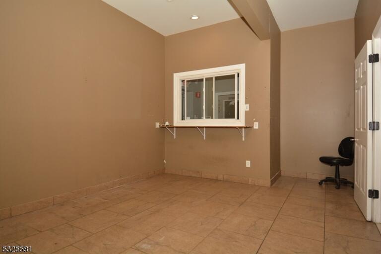 Property listing MLS 4048830 photo 11