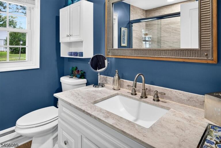 Property listing MLS 4048841 photo 14