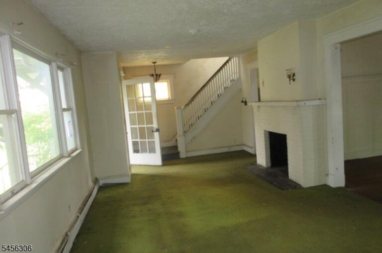 Property listing MLS 4048928 photo 6