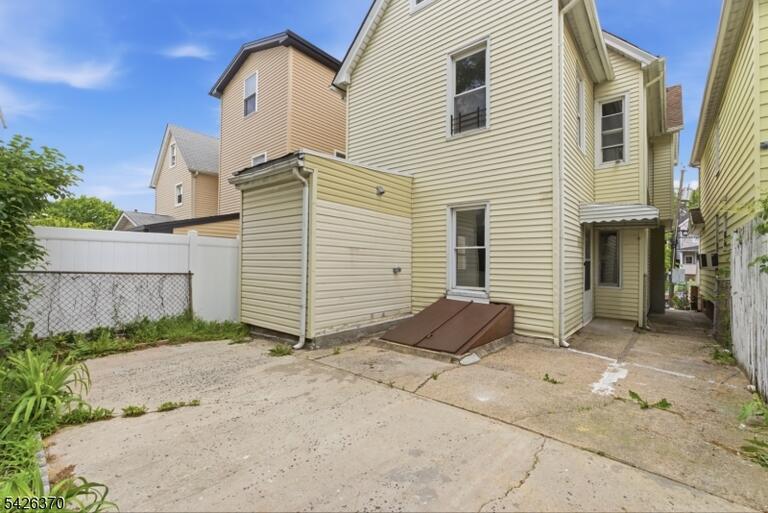 Property listing MLS 4048963 photo 26