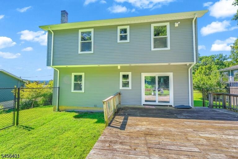 Property listing MLS 4049000 photo 25