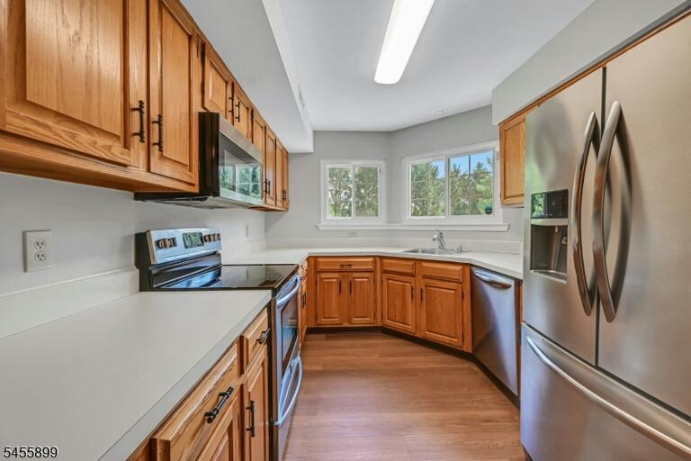 Property listing MLS 4049023 photo 10