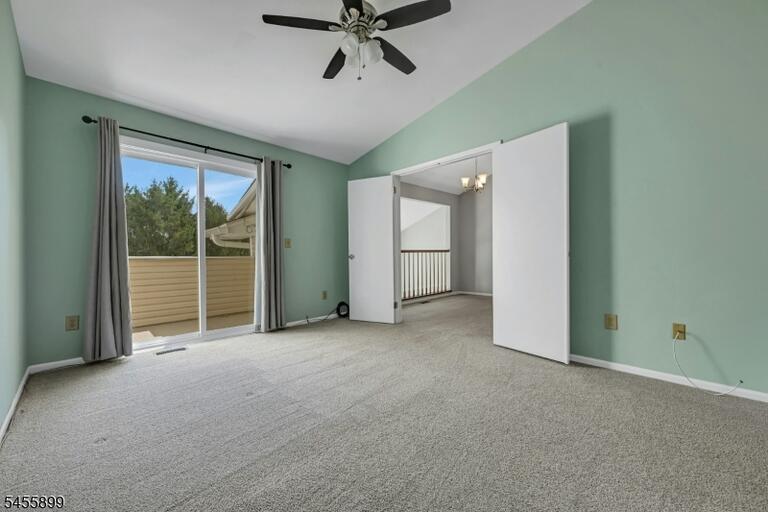 Property listing MLS 4049023 photo 19