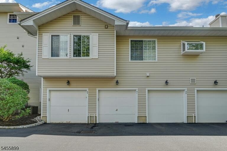 Property listing MLS 4049023 photo 26