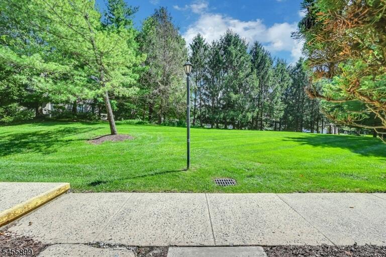 Property listing MLS 4049023 photo 29