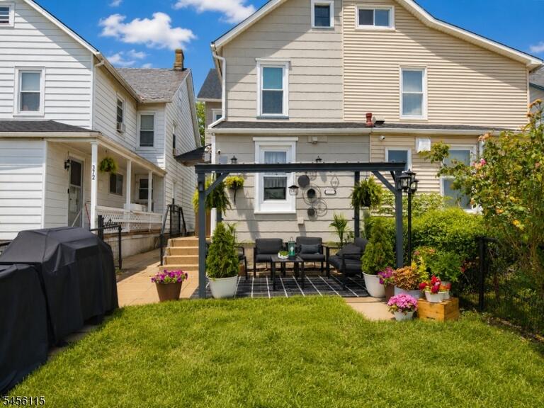 Property listing MLS 4049027 photo 19