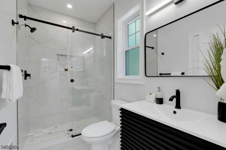Property listing MLS 4049051 photo 35