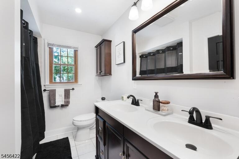 Property listing MLS 4049083 photo 31