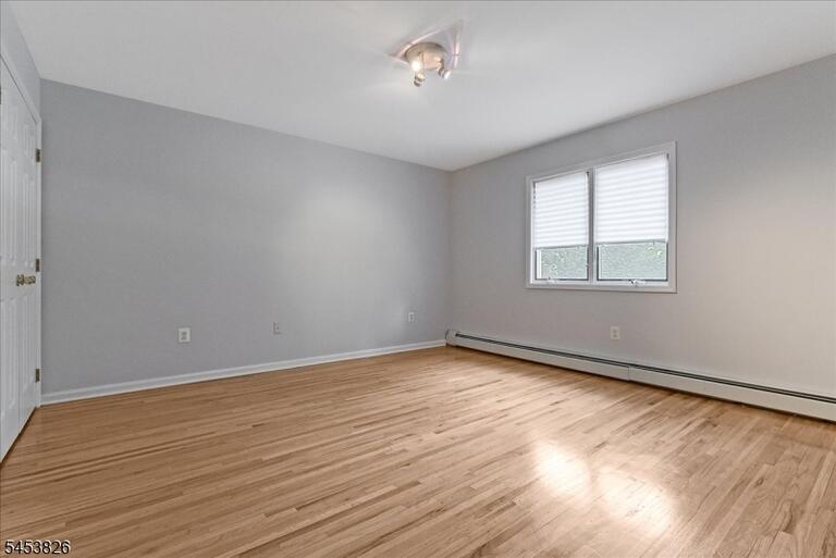 Property listing MLS 4049096 photo 33