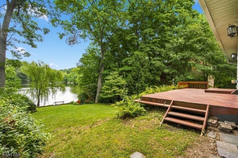 Property listing MLS 4049100 photo 27