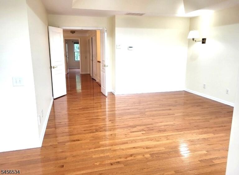 Property listing MLS 4049166 photo 13