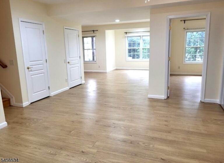 Property listing MLS 4049166 photo 22