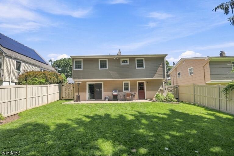 Property listing MLS 4049169 photo 32