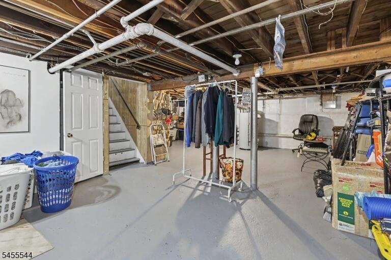 Property listing MLS 4049176 photo 37