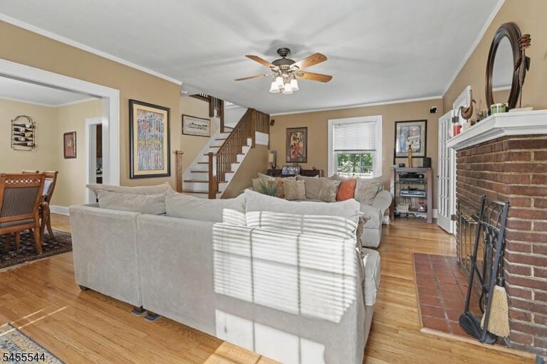 Property listing MLS 4049176 photo 9