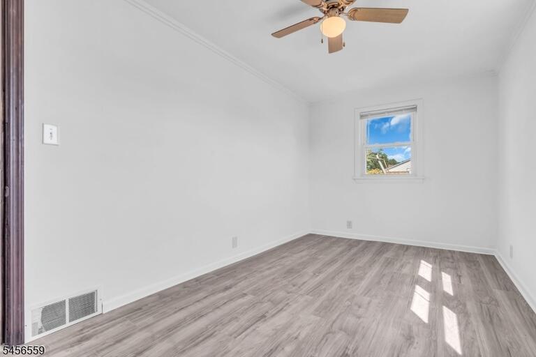 Property listing MLS 4049197 photo 13