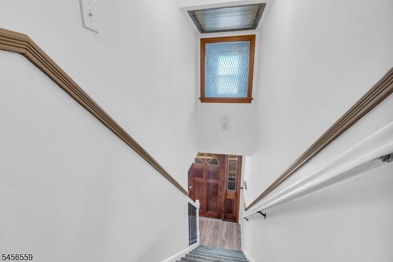Property listing MLS 4049197 photo 22