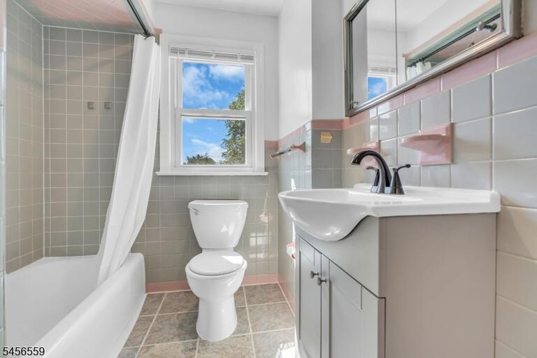 Property listing MLS 4049197 photo 34
