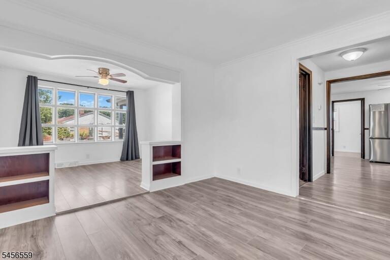 Property listing MLS 4049197 photo 6