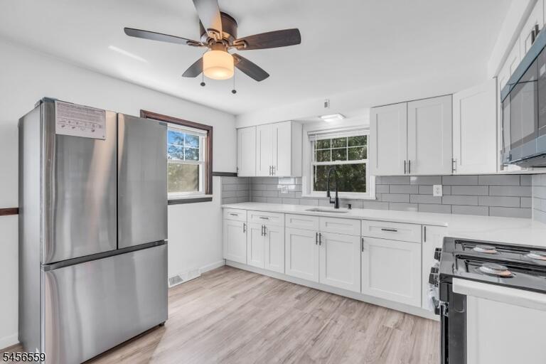 Property listing MLS 4049197 photo 9