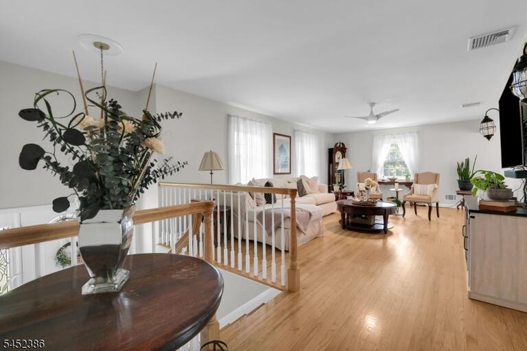 Property listing MLS 4049230 photo 14