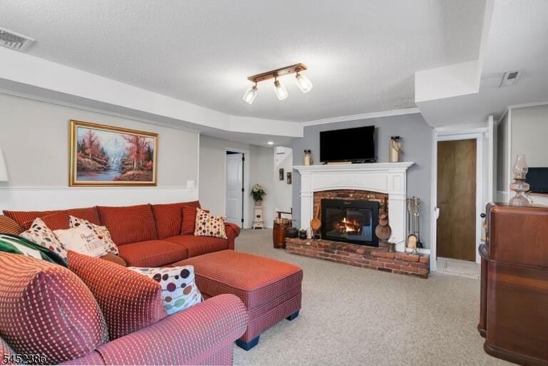 Property listing MLS 4049230 photo 31