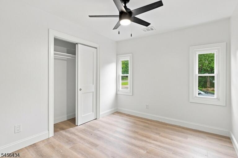 Property listing MLS 4049235 photo 9