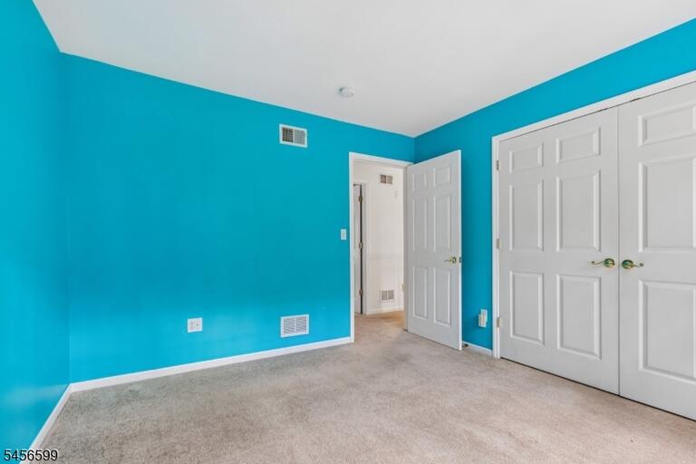 Property listing MLS 4049243 photo 35