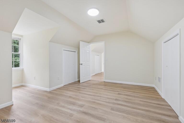 Property listing MLS 4049243 photo 42