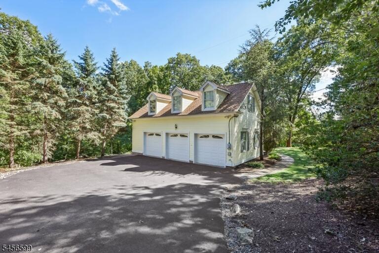 Property listing MLS 4049243 photo 49