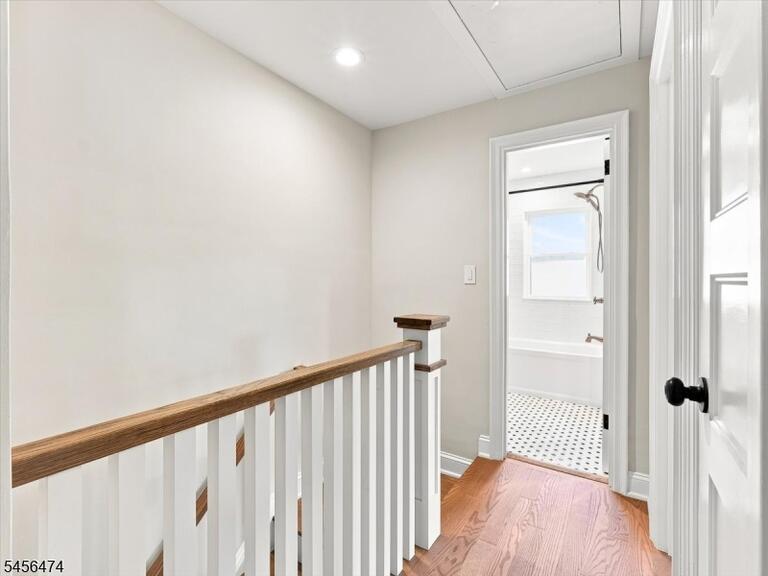 Property listing MLS 4049246 photo 13