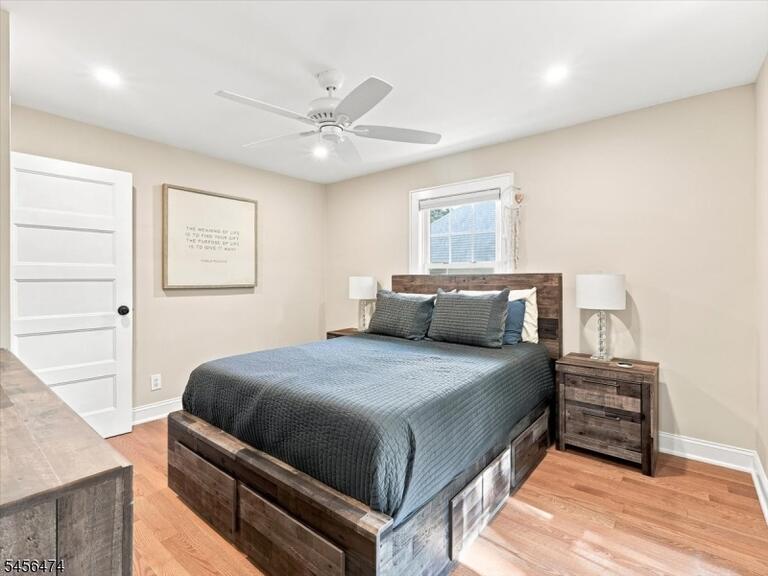 Property listing MLS 4049246 photo 24