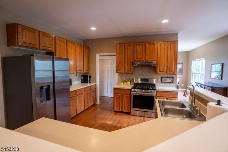Property listing MLS 4049250 photo 14