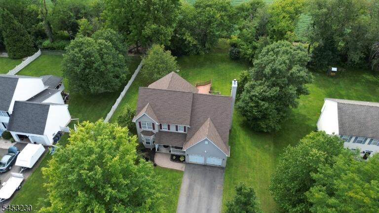 Property listing MLS 4049250 photo 3