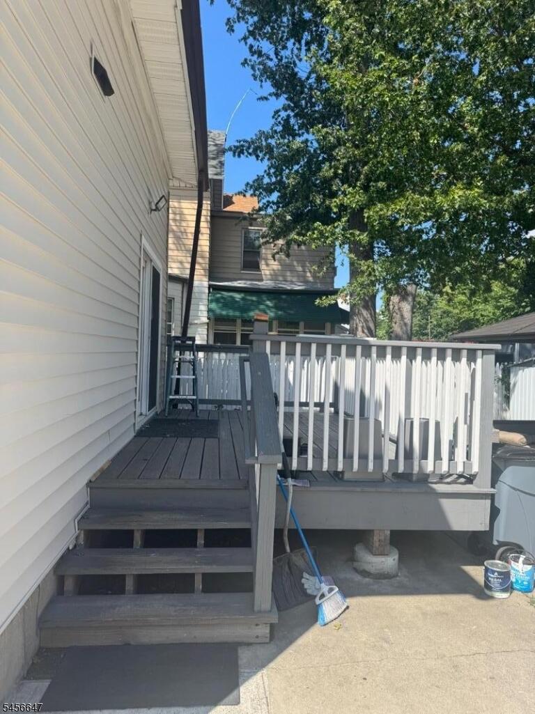 Property listing MLS 4049253 photo 17
