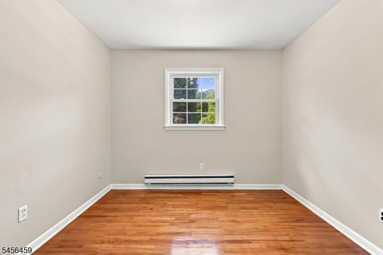 Property listing MLS 4049254 photo 21