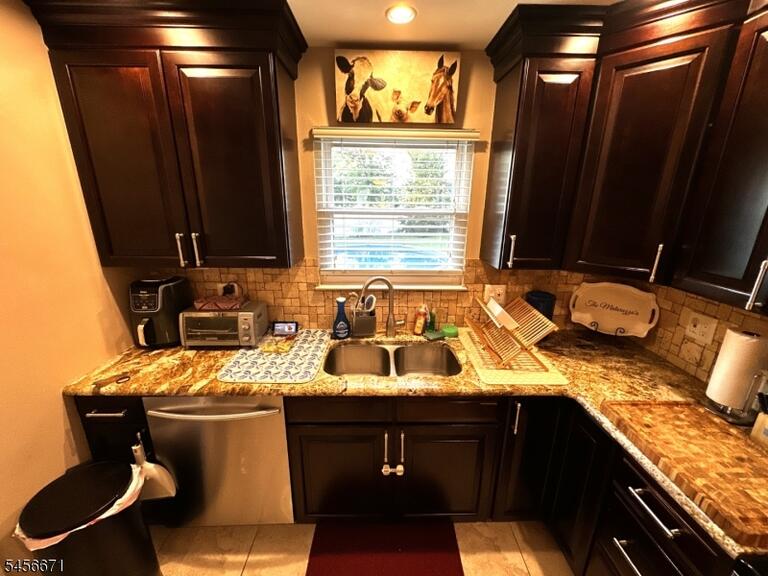 Property listing MLS 4049282 photo 7