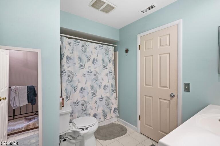 Property listing MLS 4049302 photo 26